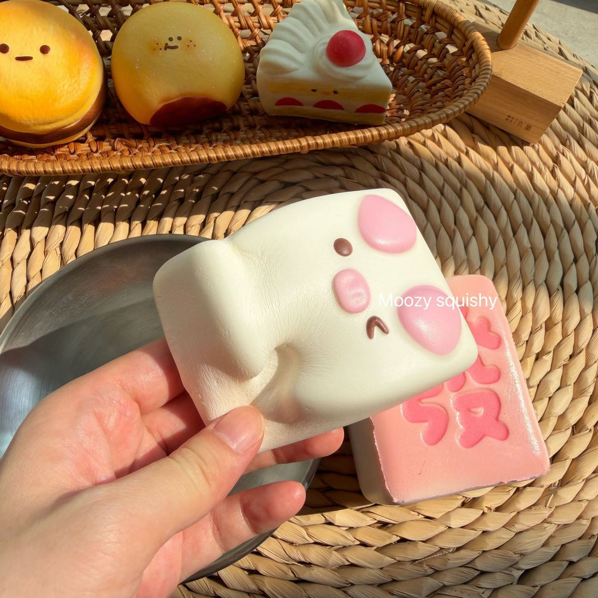 Moozy Lucky Piggy Cube Slowrising