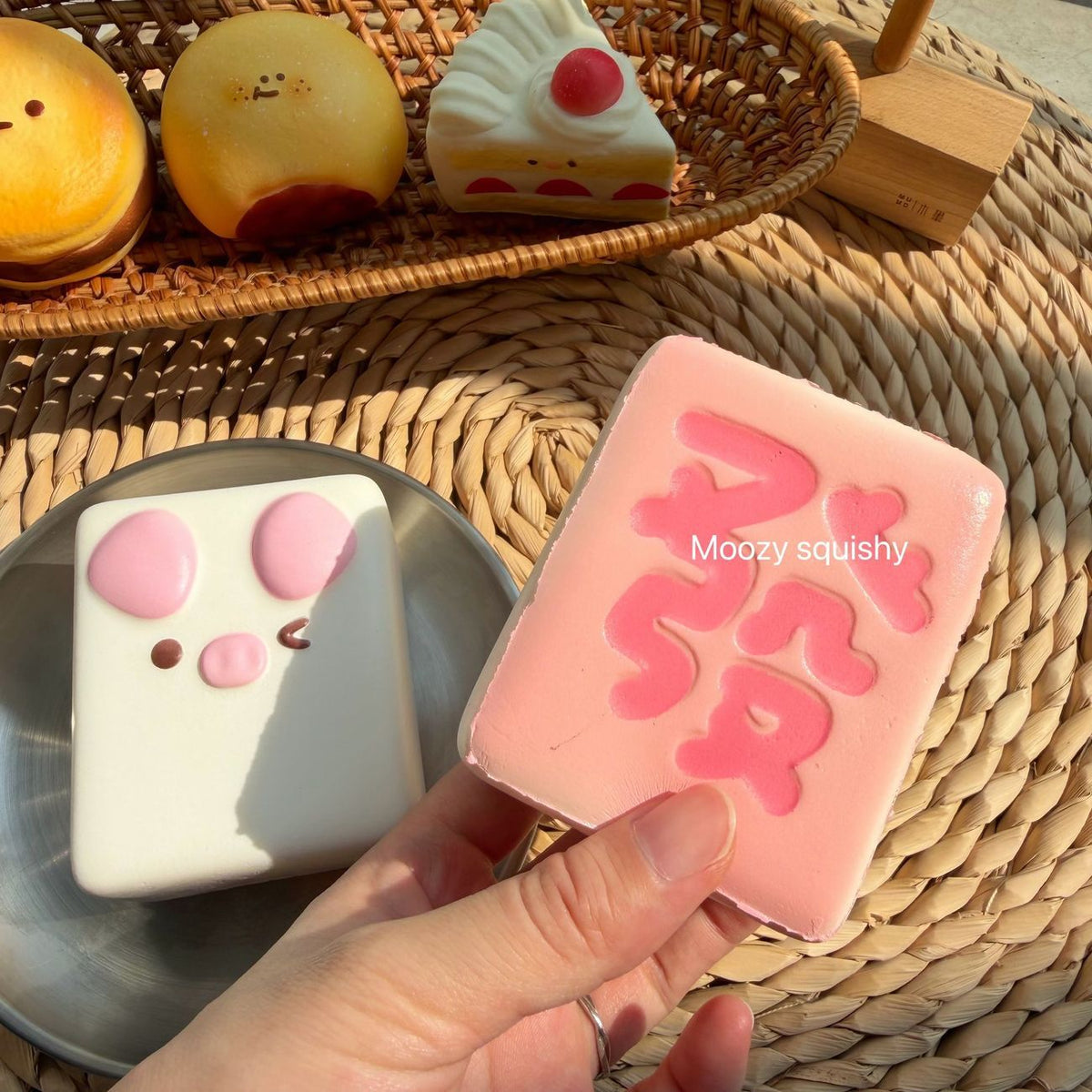 Moozy Lucky Piggy Cube Slowrising