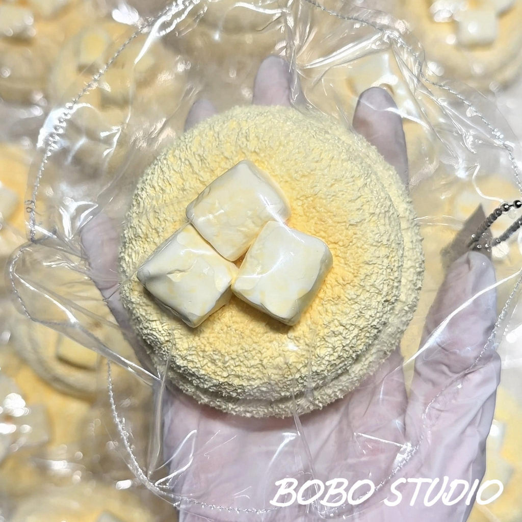 Marshmallow Topped Soy Milk Cookie Taba Squishy