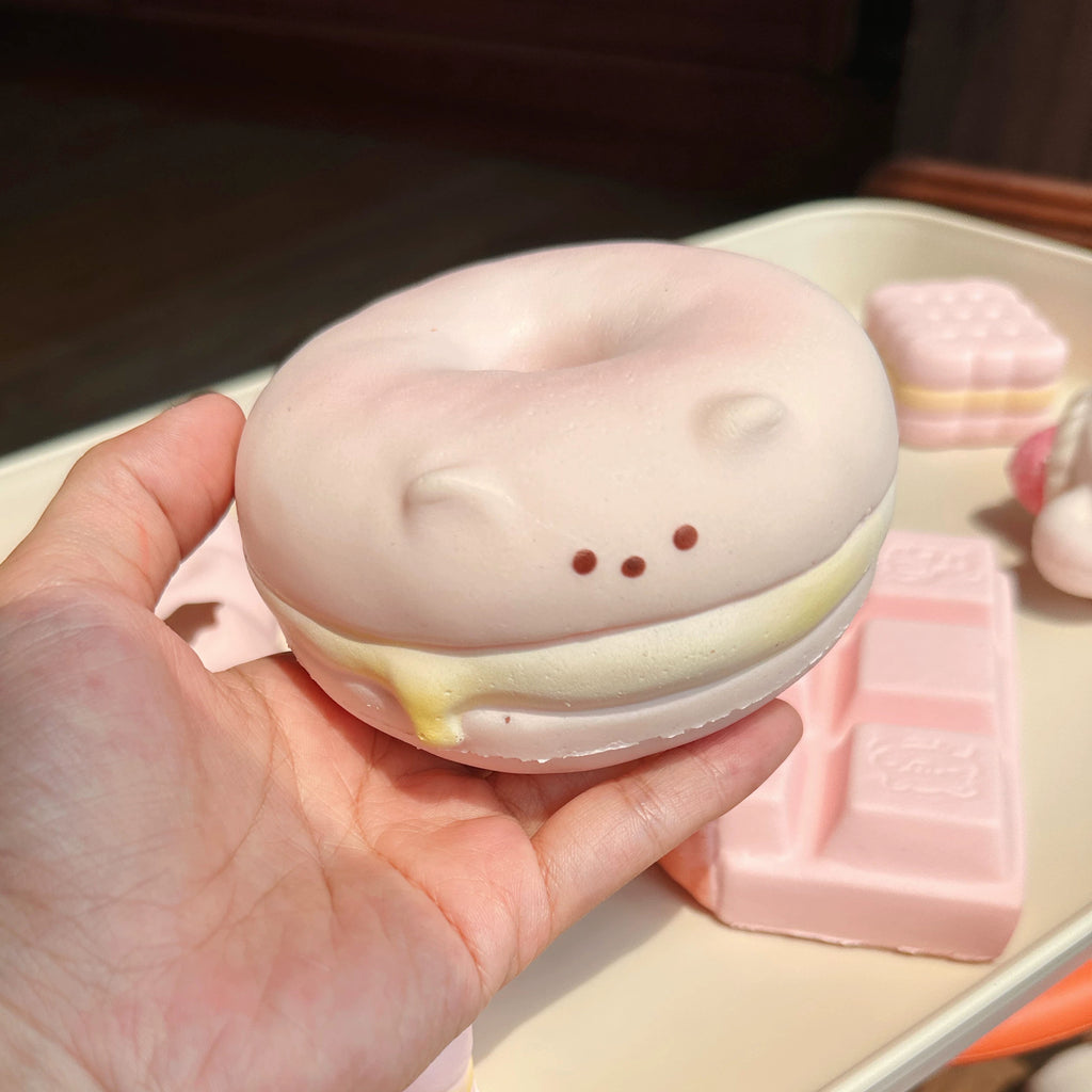 Mozzy Slowrising Creamy Bear Donut Squishy Toy