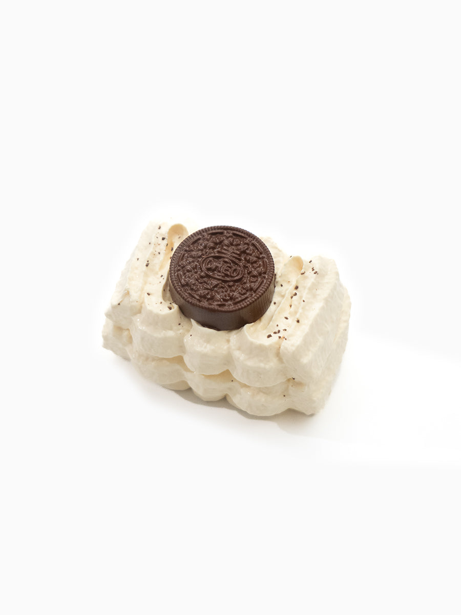 Cookies and Cream Cake Roll Taba Squishy Main image
