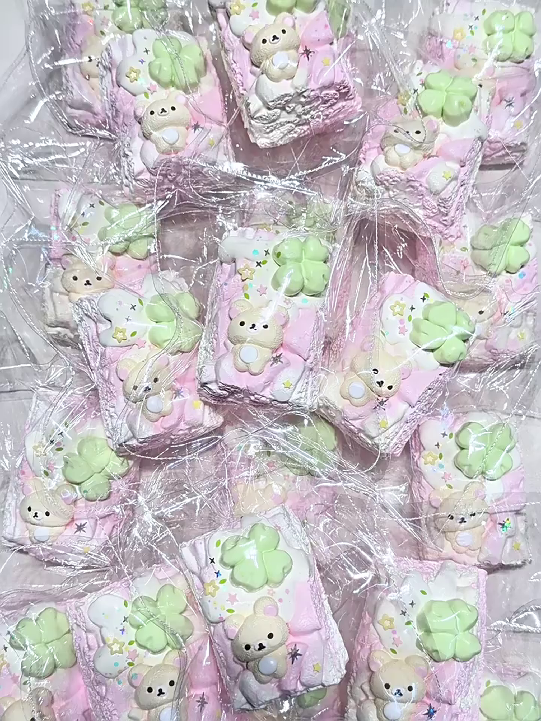 Kawaii Bear & Lucky Clover Marshmallow Treat Taba Squishy Main image
