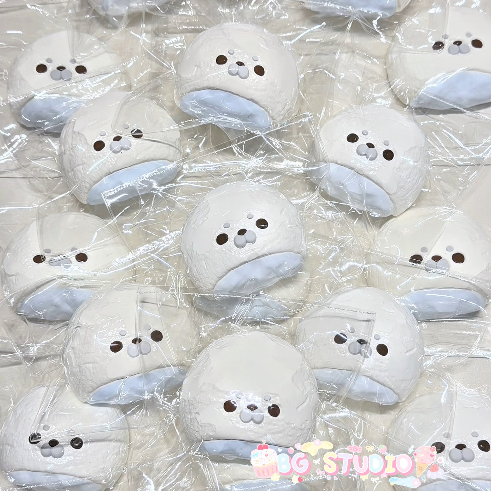 Adorable Seal Mochi Taba Squishy - Cute Stress Relief Fidget Toy Secondary image